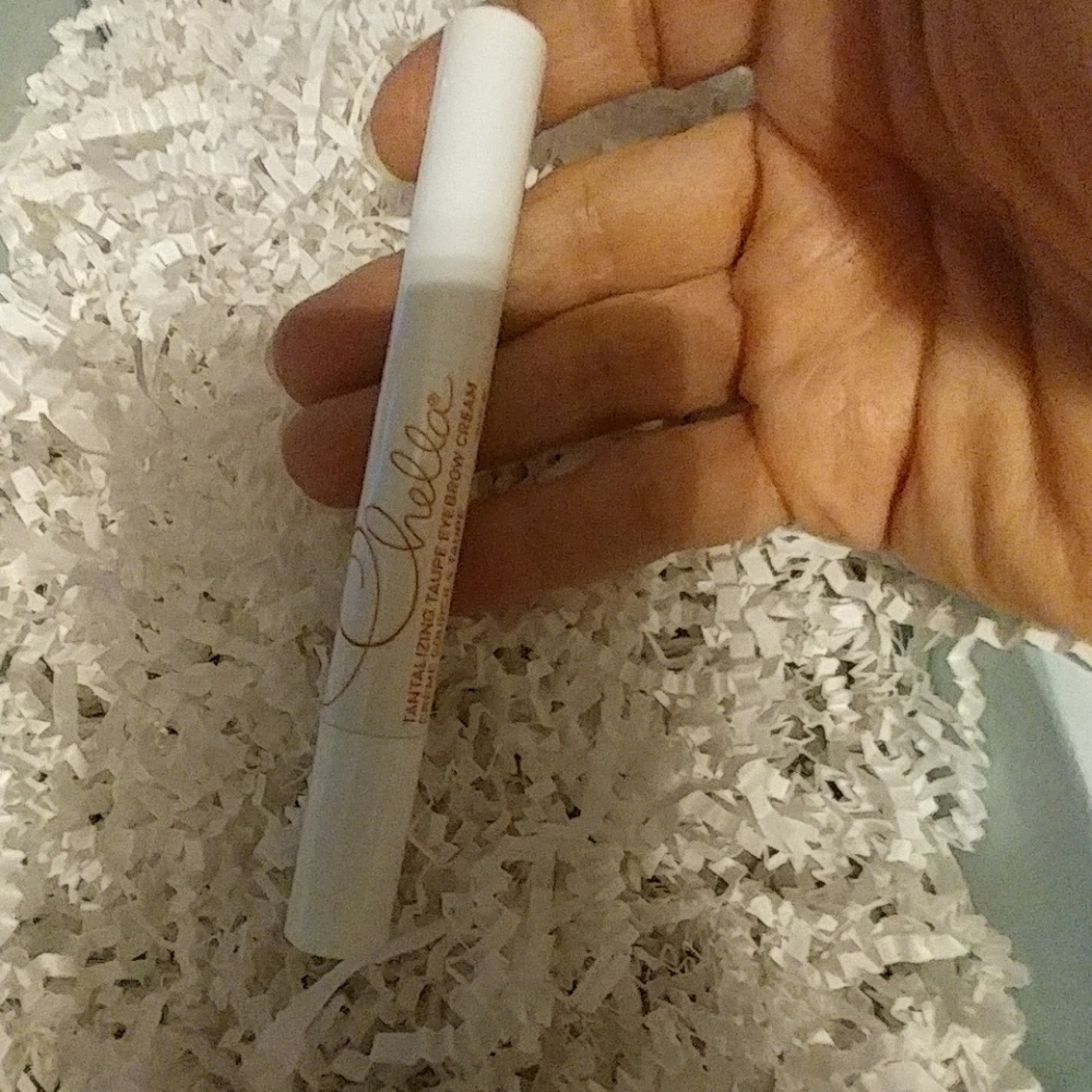 NWT ChellaTaupe Eyebrow Cream